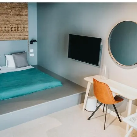 The Pines Boutique - فندق مبيت وإفطار فاما فيكي