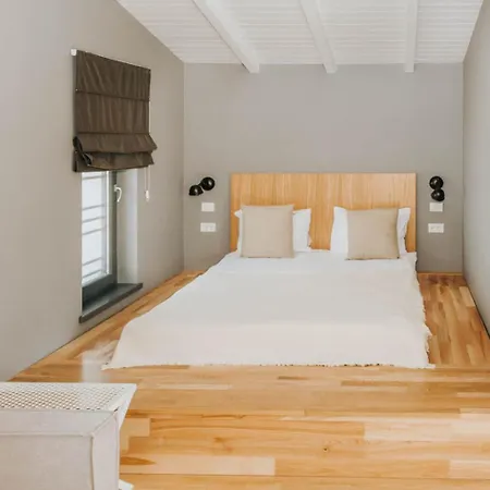 فندق مبيت وإفطار The Pines Boutique - فاما فيكي