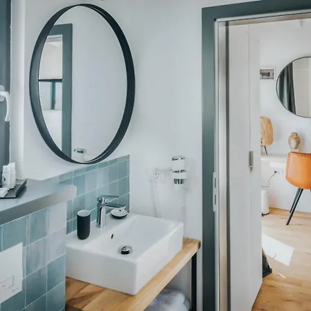 The Pines Boutique - فاما فيكي