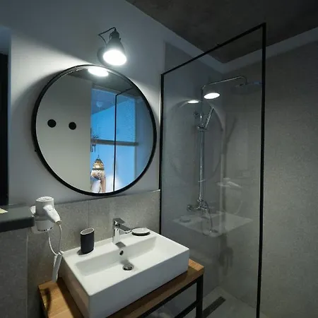 فندق مبيت وإفطار The Pines Boutique -