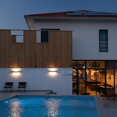 The Pines Boutique - فندق مبيت وإفطار 5*