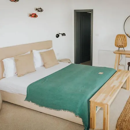 Bed and breakfast The Pines Boutique - Vama Veche