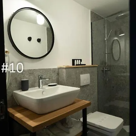 Bed and breakfast The Pines Boutique -