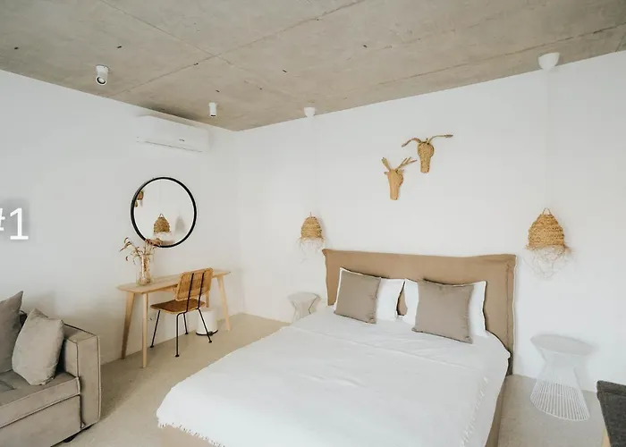 The Pines Boutique - Panzió